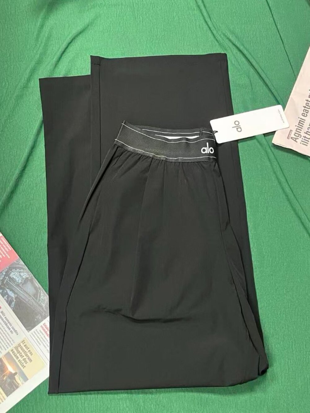 ALO Yoga Suit Up Trouser Black 🎍(Regular) Timeless Design - Picture 6 of 8